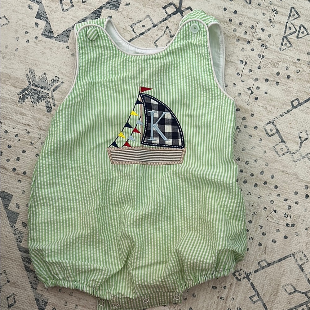 Cactus Green Striped Sailboat bubble .
